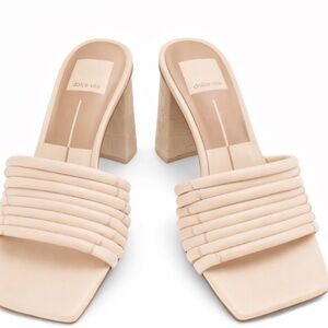 Dolce Vita Women's Tan Block Heels
